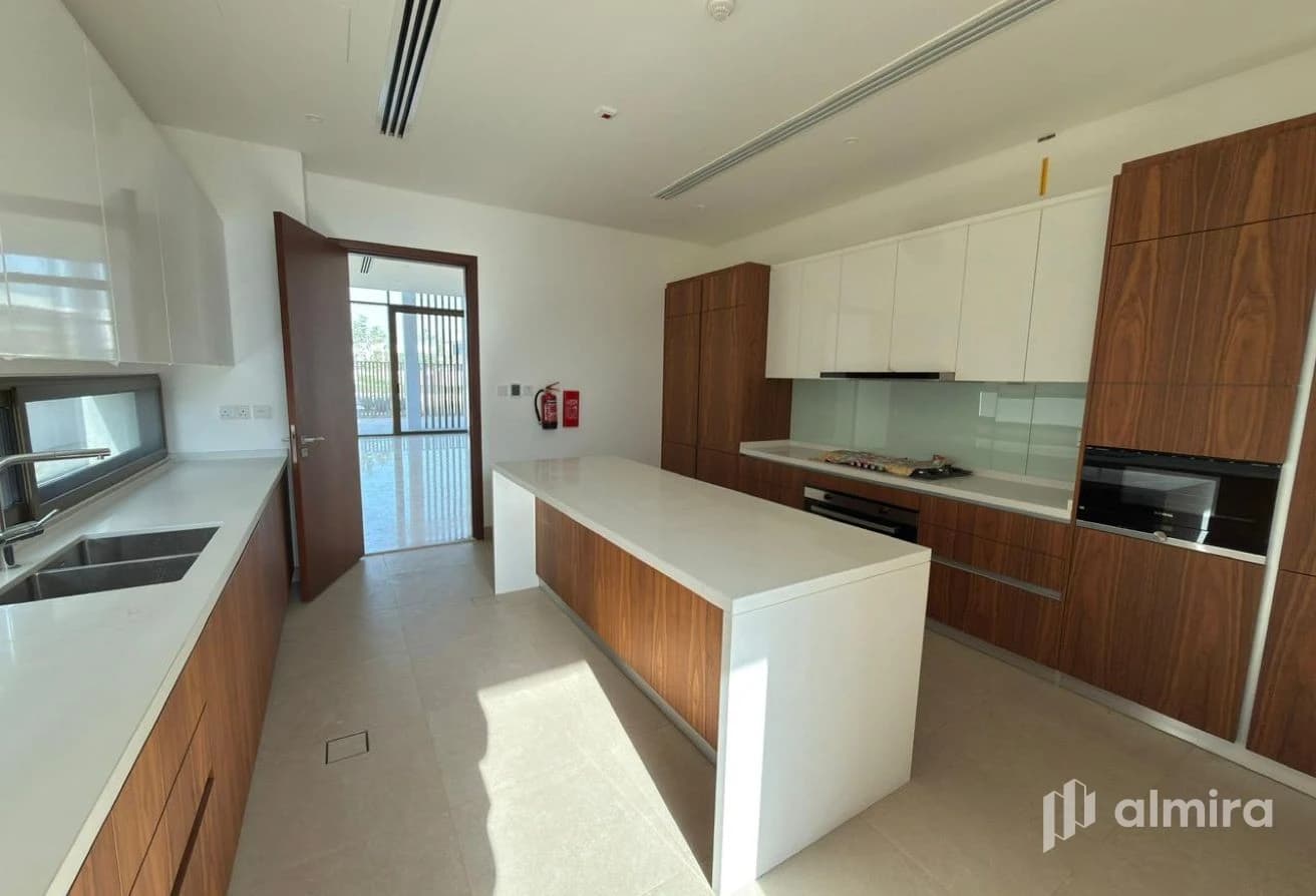 Move In Ready | Single Row Corner | Brand New