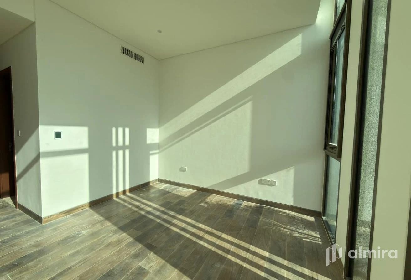 Move In Ready | Single Row Corner | Brand New
