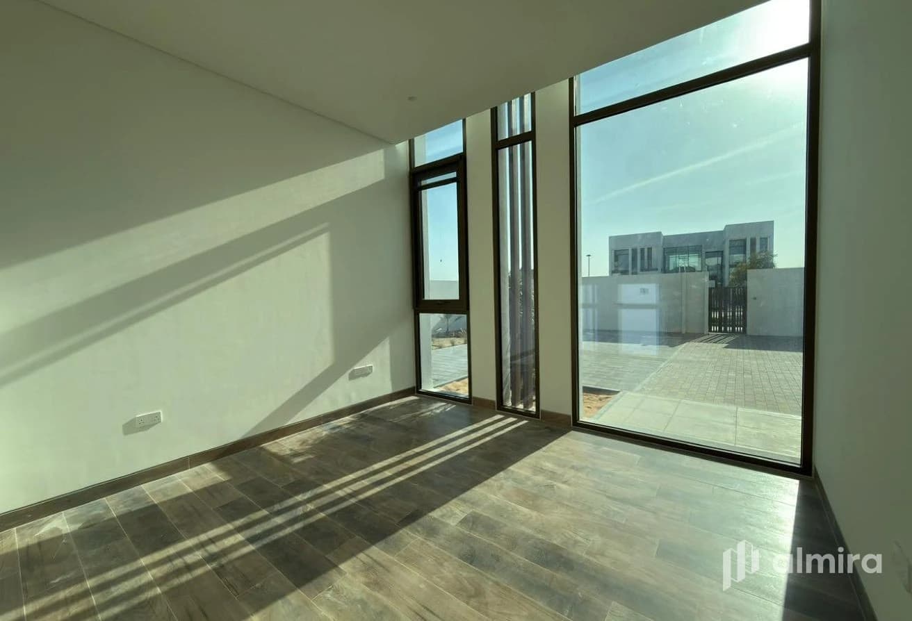 Move In Ready | Single Row Corner | Brand New