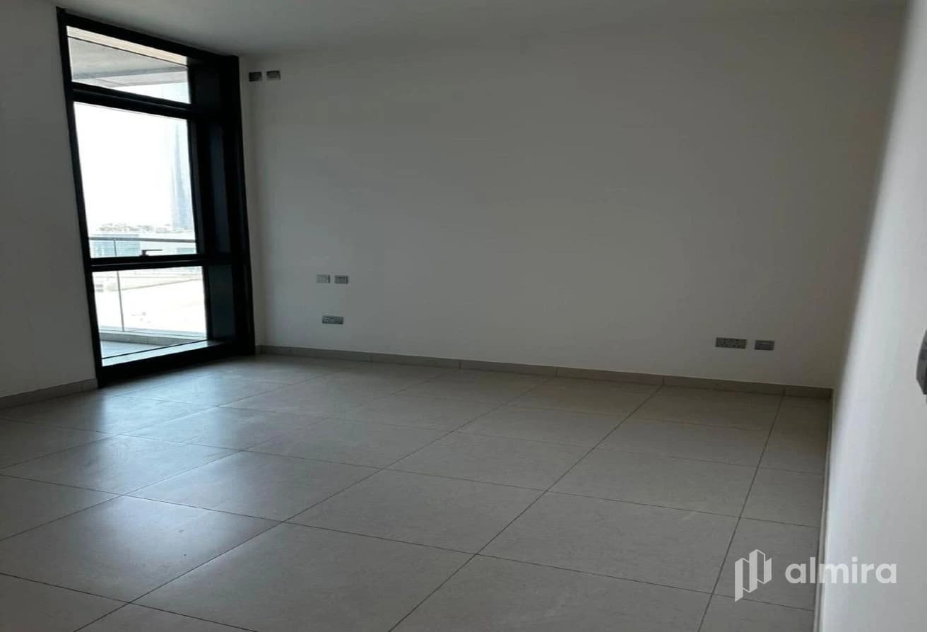 High Floor | Vacant | Prime Location