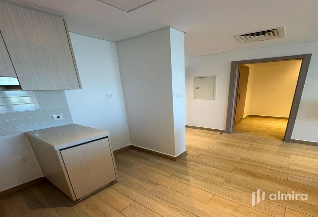 High Floor | Canal View | Upcoming Unit