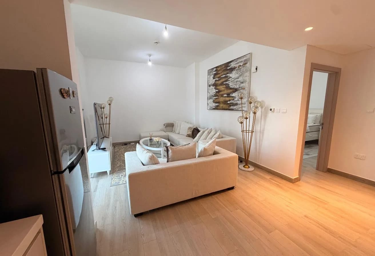Fully Furnished | Canal View | Corner Unit