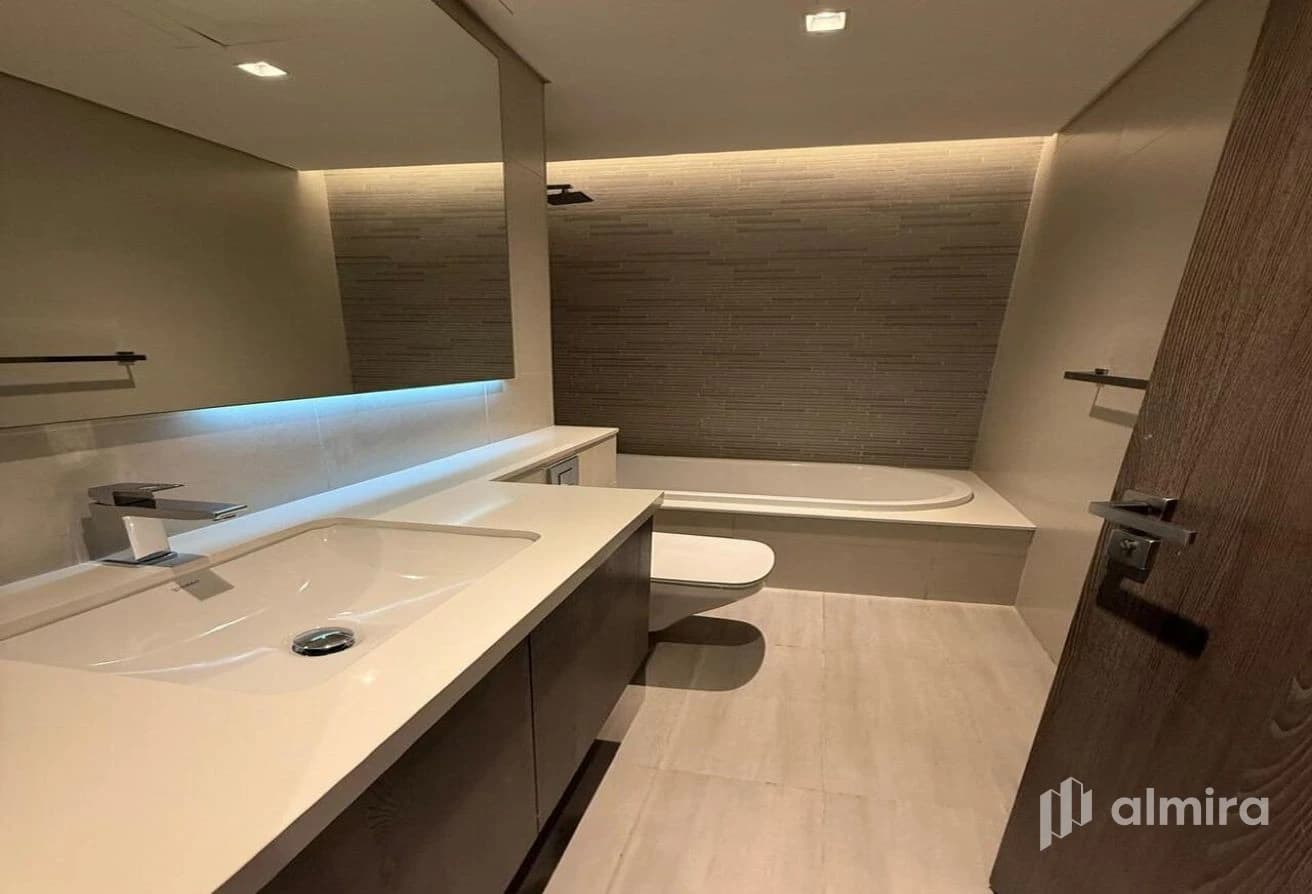 Single Row | Vacant | Modern Finishes | Prime Area