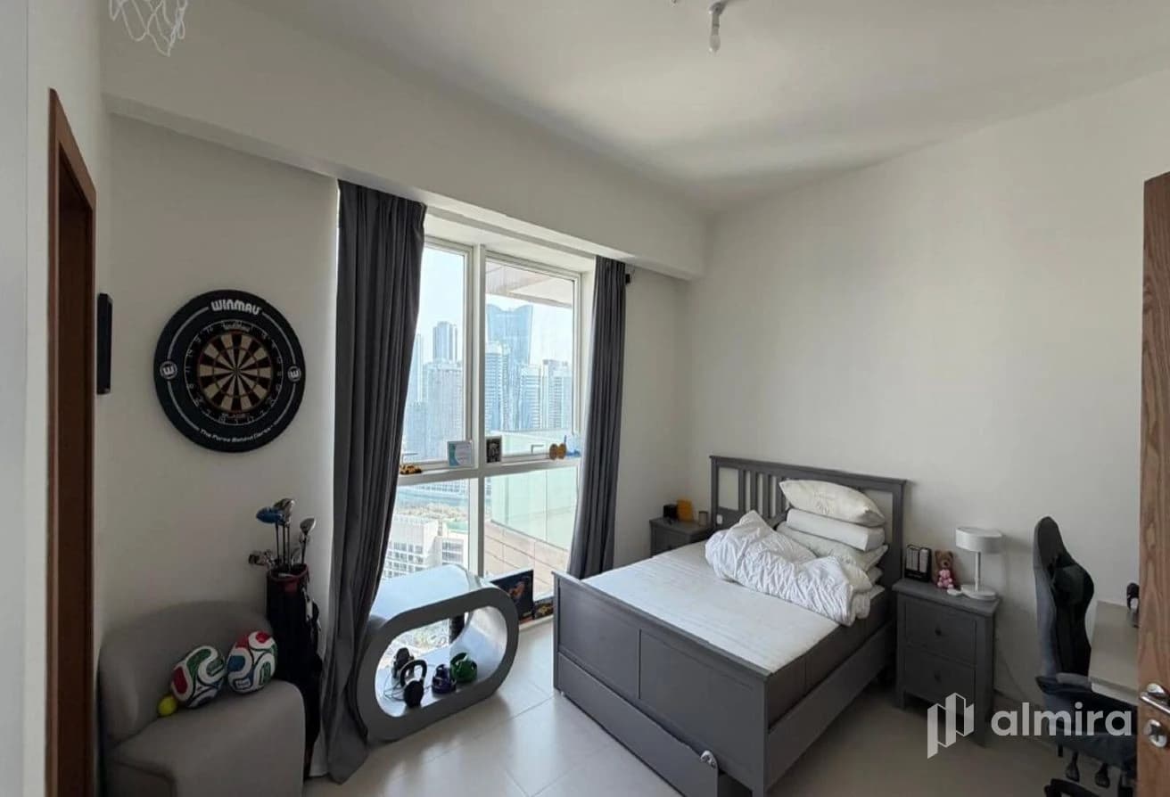3BR+Maids | Corner Unit | Very Spacious Layout
