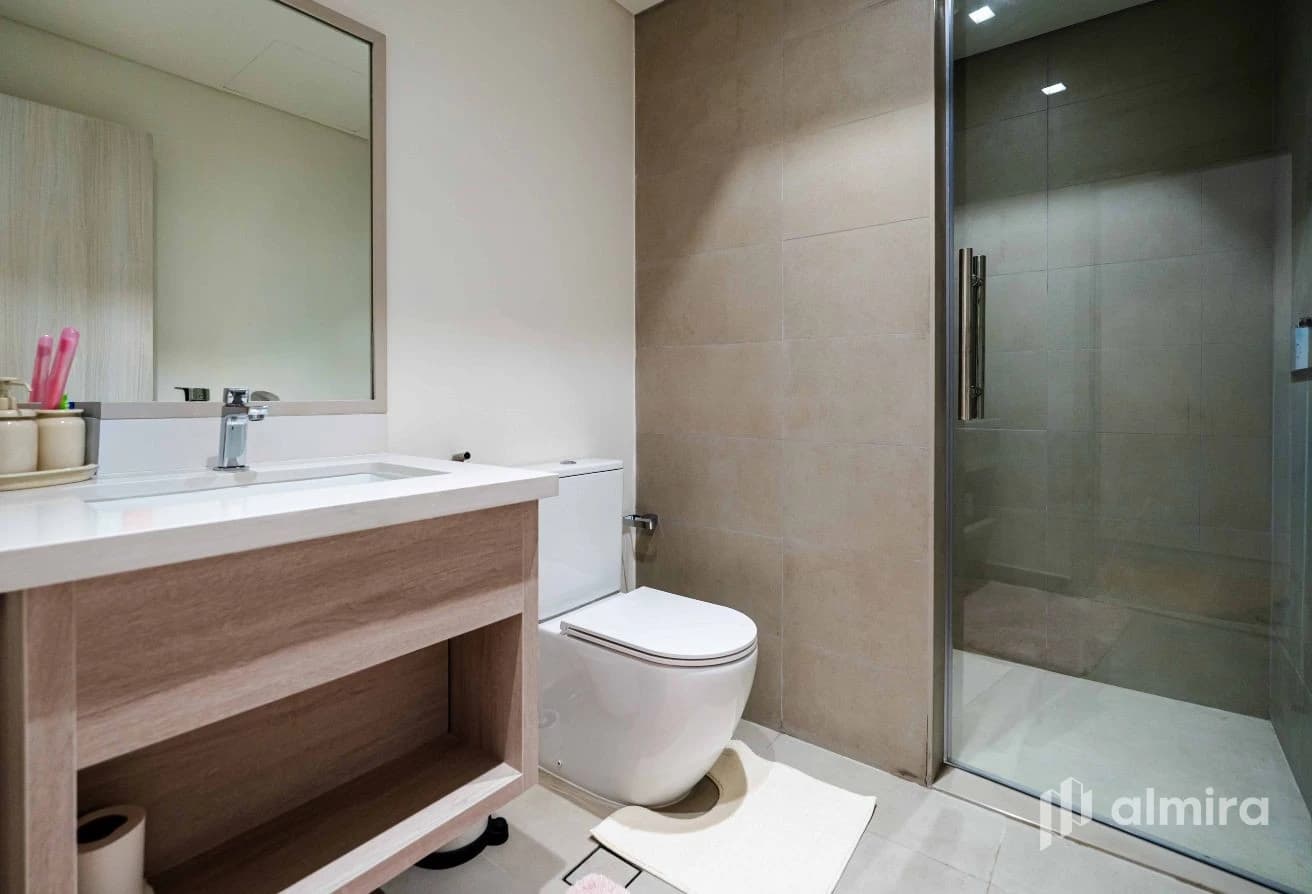 Single Row | Fully Furnished | Private Pool