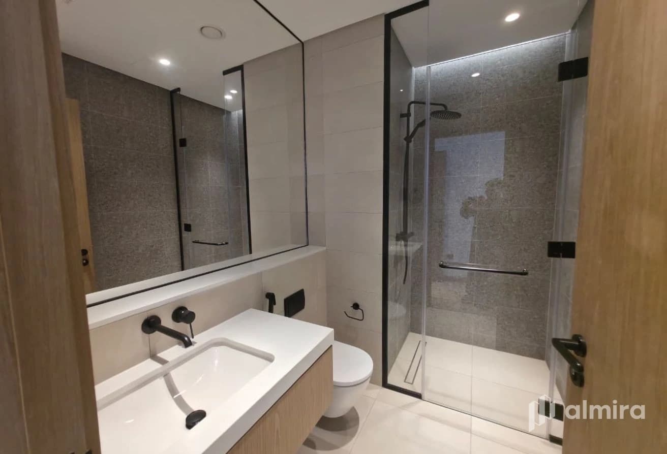 Corner 2BR+M | Exclusive Unit | Rented