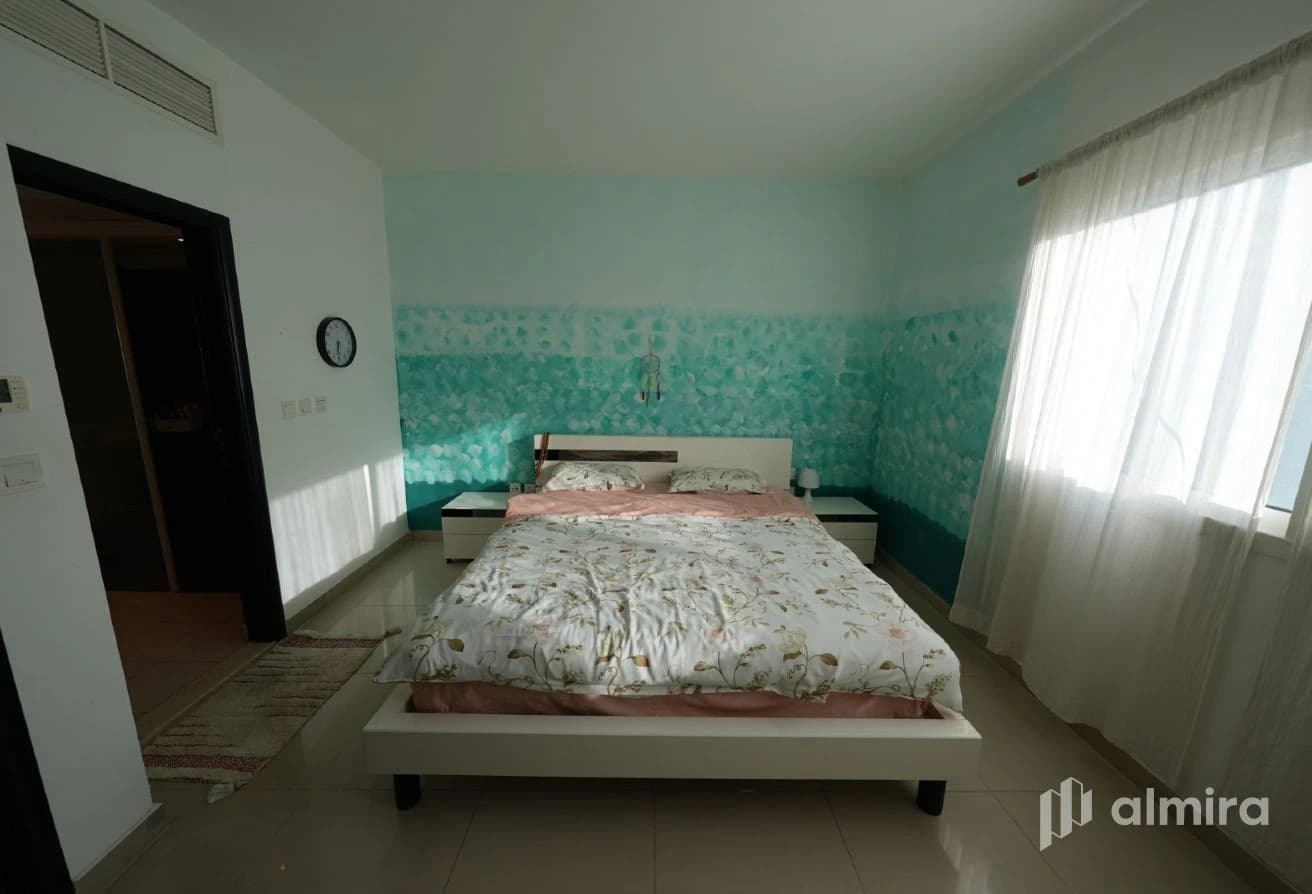 Single Row | Well Maintained | Sold as Unfurnished