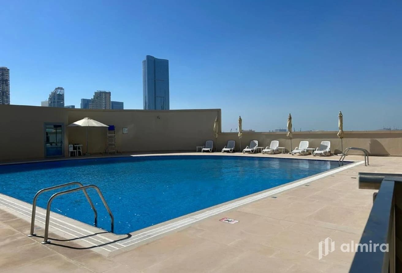 Sea View | Vacant | Modern Facilities
