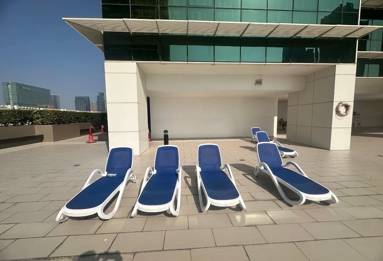 High Floor | Ready to Move In | Prime Location