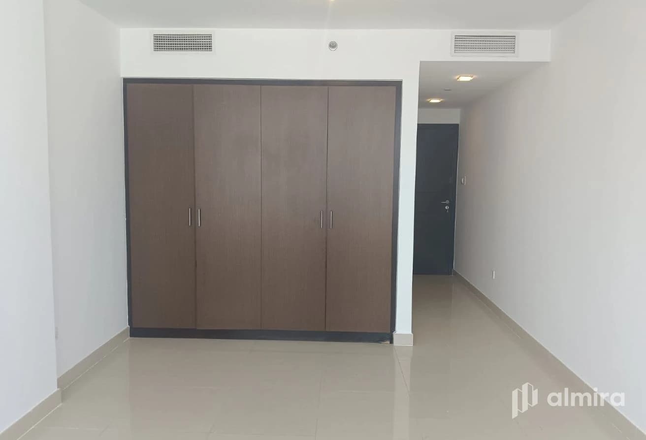 Sea View | High Floor | 2BR+Study+Maid