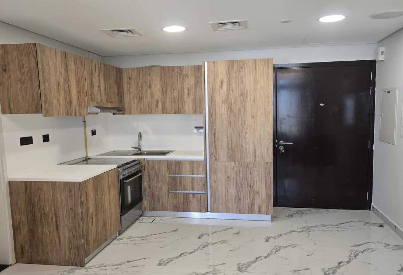 High Floor | Spacious Studio | Waterfront Living