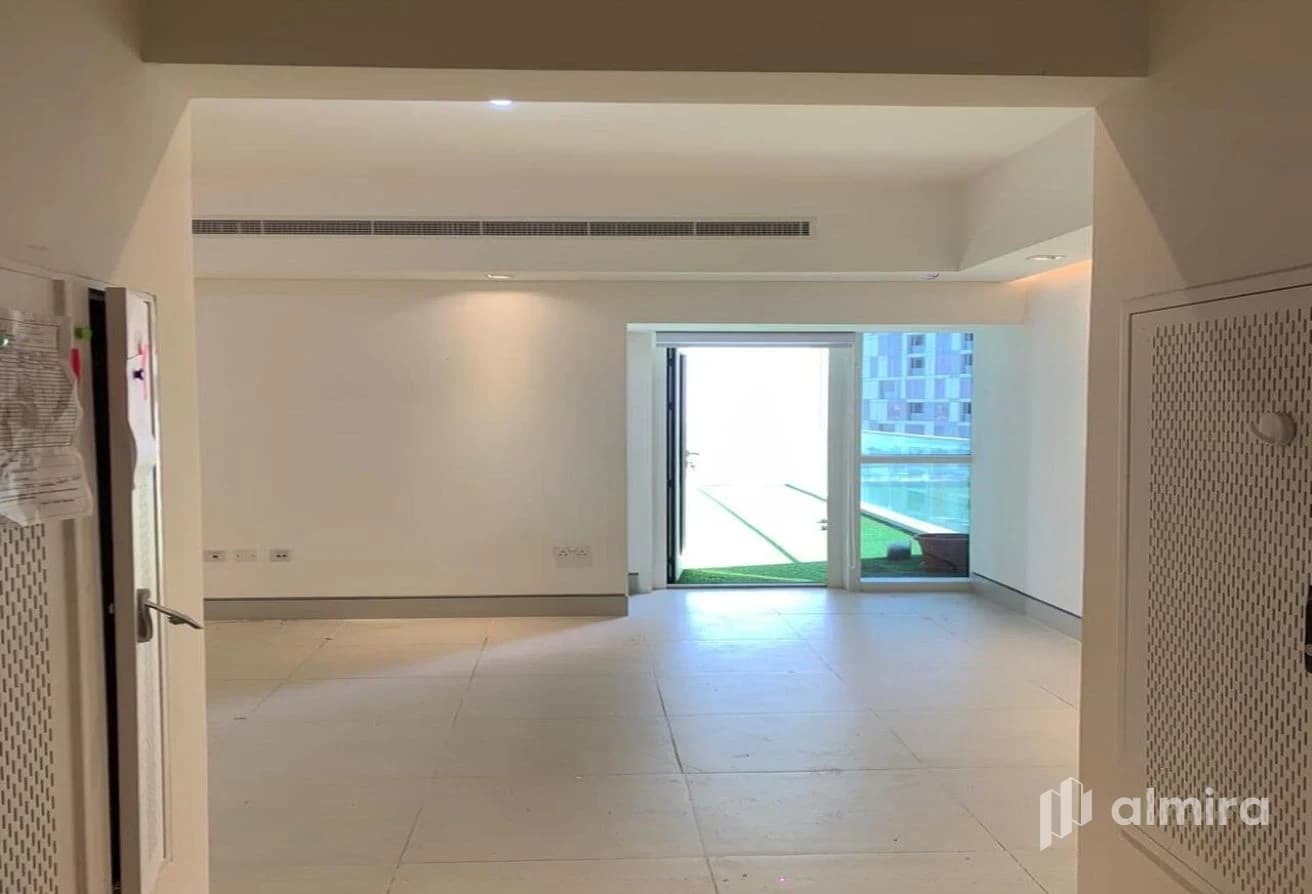 Sea View | Highly Maintained | Spacious Layout