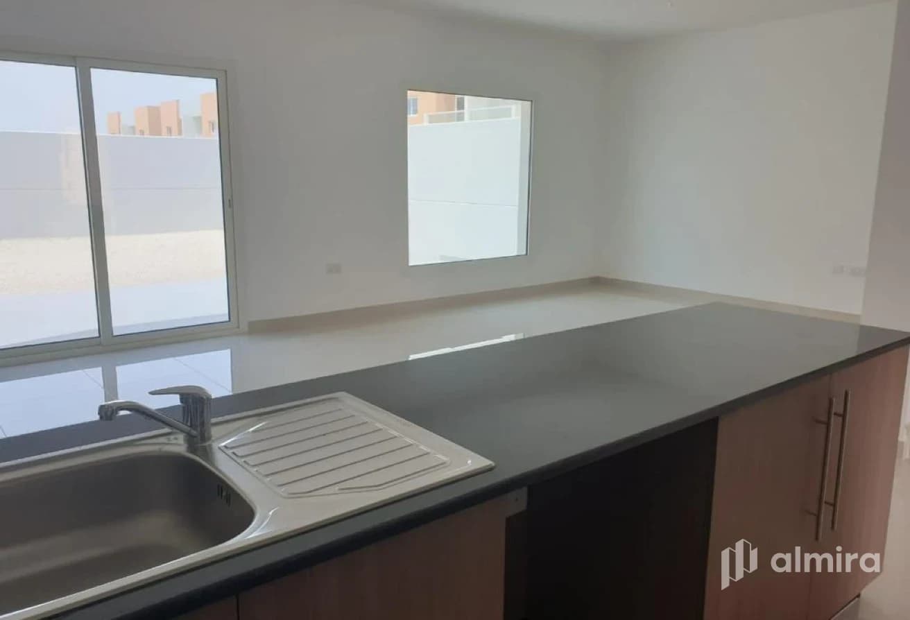 Spacious 3BR+Maid's | Good Condition | Family Home