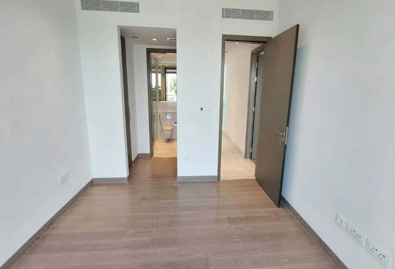 Single Row | Corner Villa | Good Condition