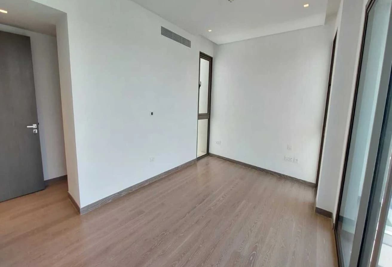 Single Row | Corner Villa | Good Condition