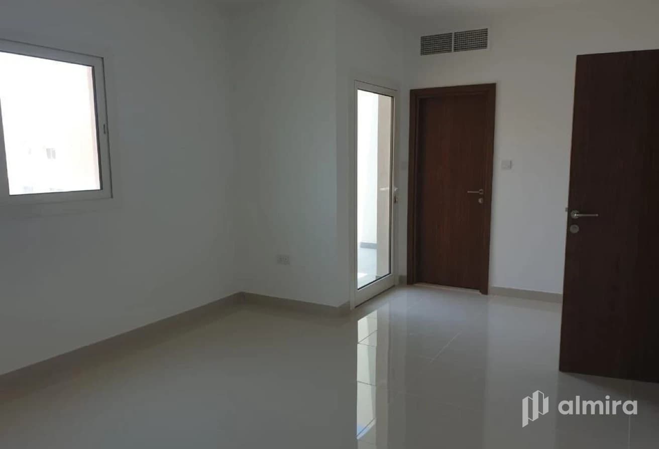 Spacious 3BR+Maid's | Good Condition | Family Home