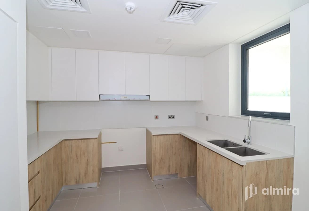 Next To Corner | Ready To Move In | Family Home