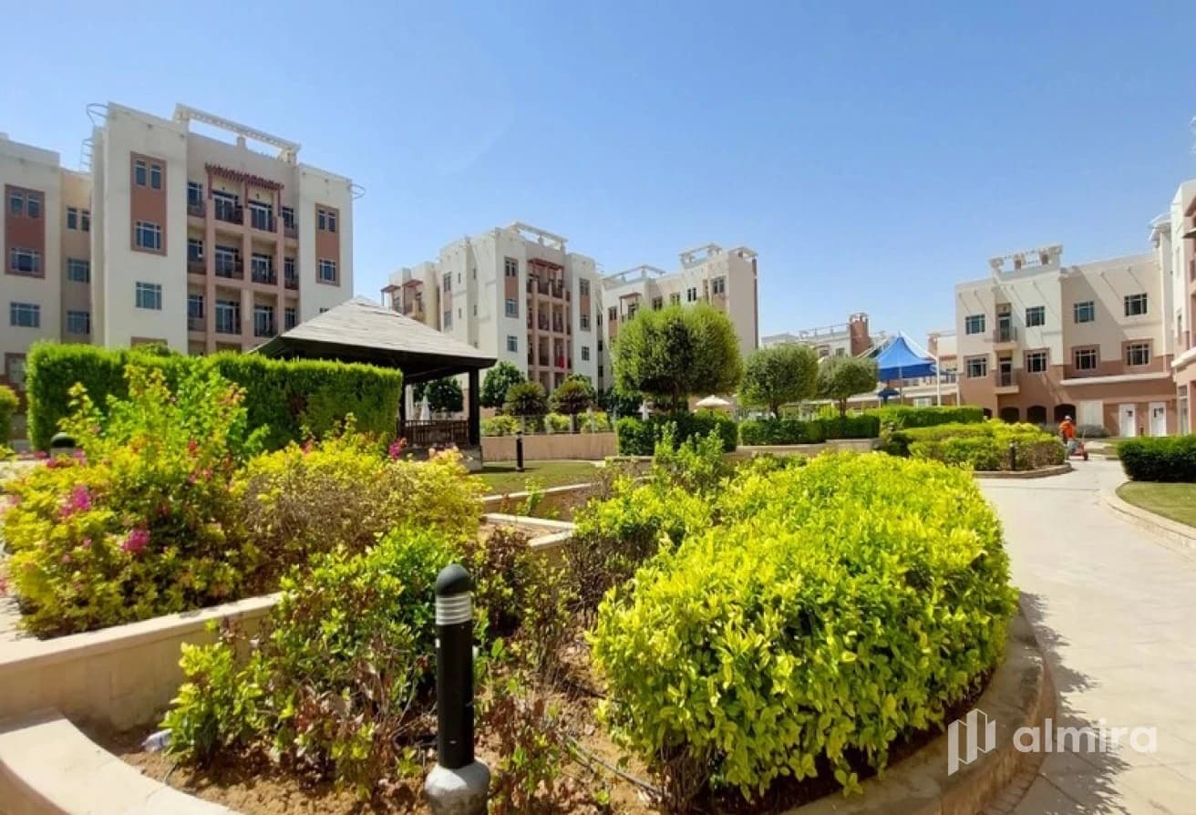Ready to Move In | Oasis Building | Good Condition