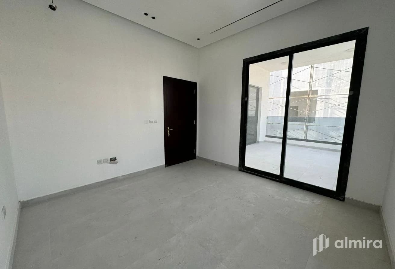 Modern 4BR+M | Phase 2 | Prime Location