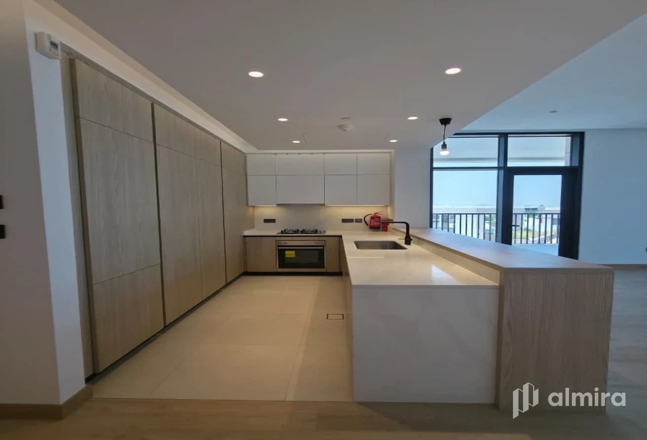 Corner 2BR+M | Exclusive Unit | Move in Ready