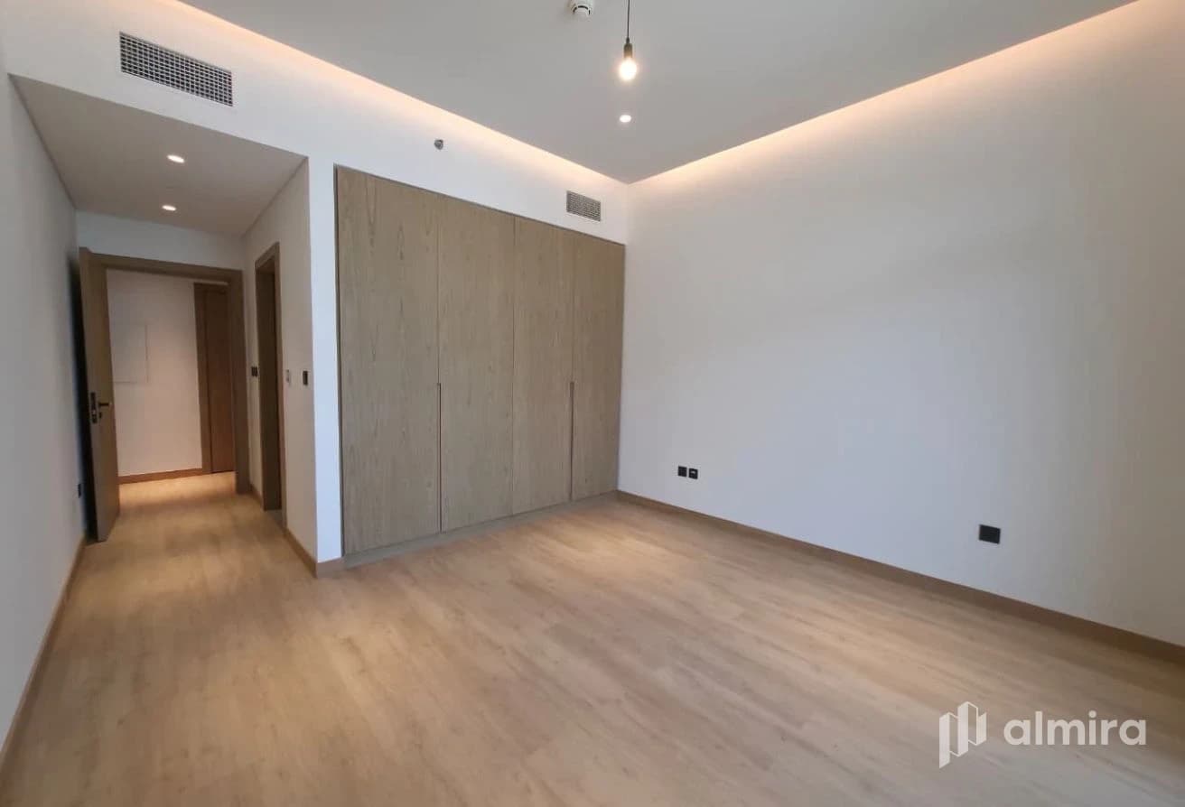 Corner 2BR+M | Exclusive Unit | Move in Ready