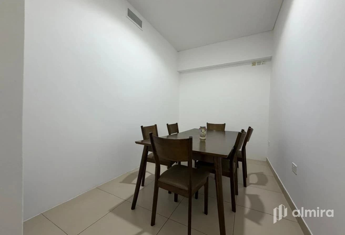 Good Condition | Vacant | Full Kitchen Appliances