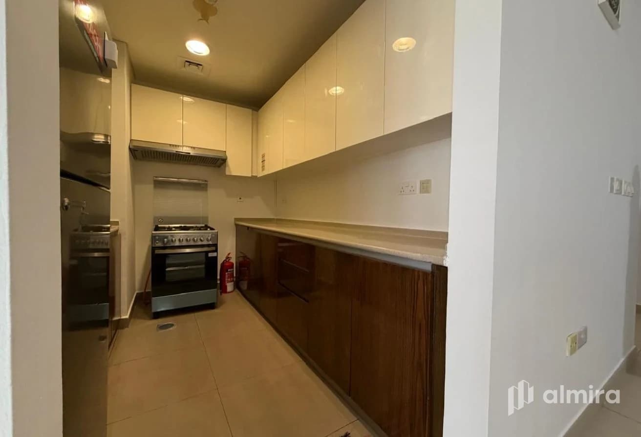 Good Condition | Vacant | Full Kitchen Appliances