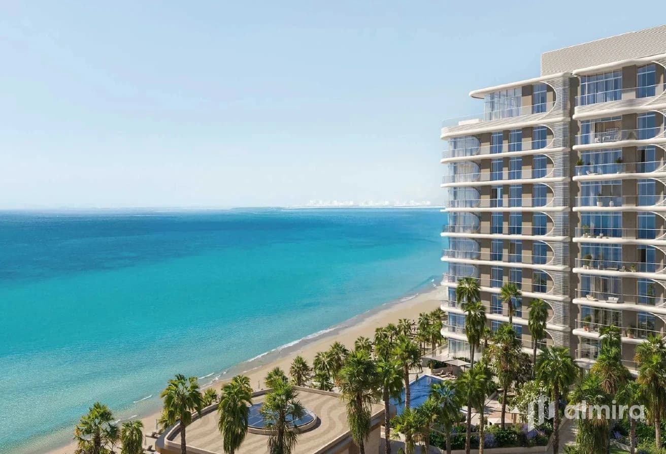 Waterfront Living | Elegant Finishes | Prime Home