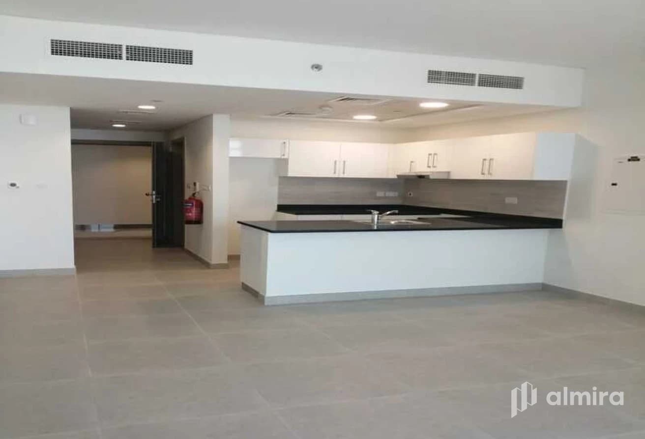 Good Condition | Studio w/ Balcony | Premium Area