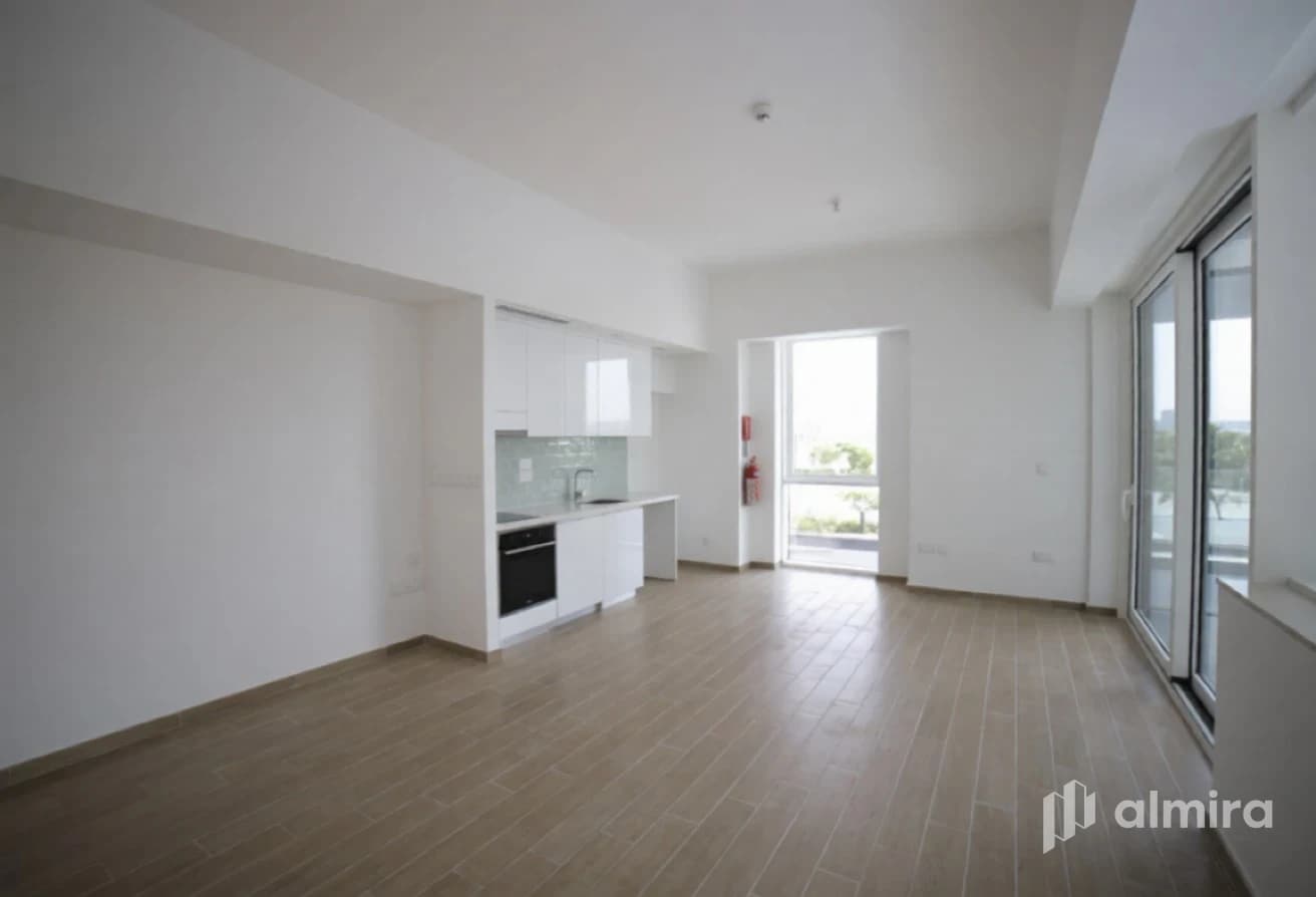 Good Condition | Studio w/ Balcony | Upcoming