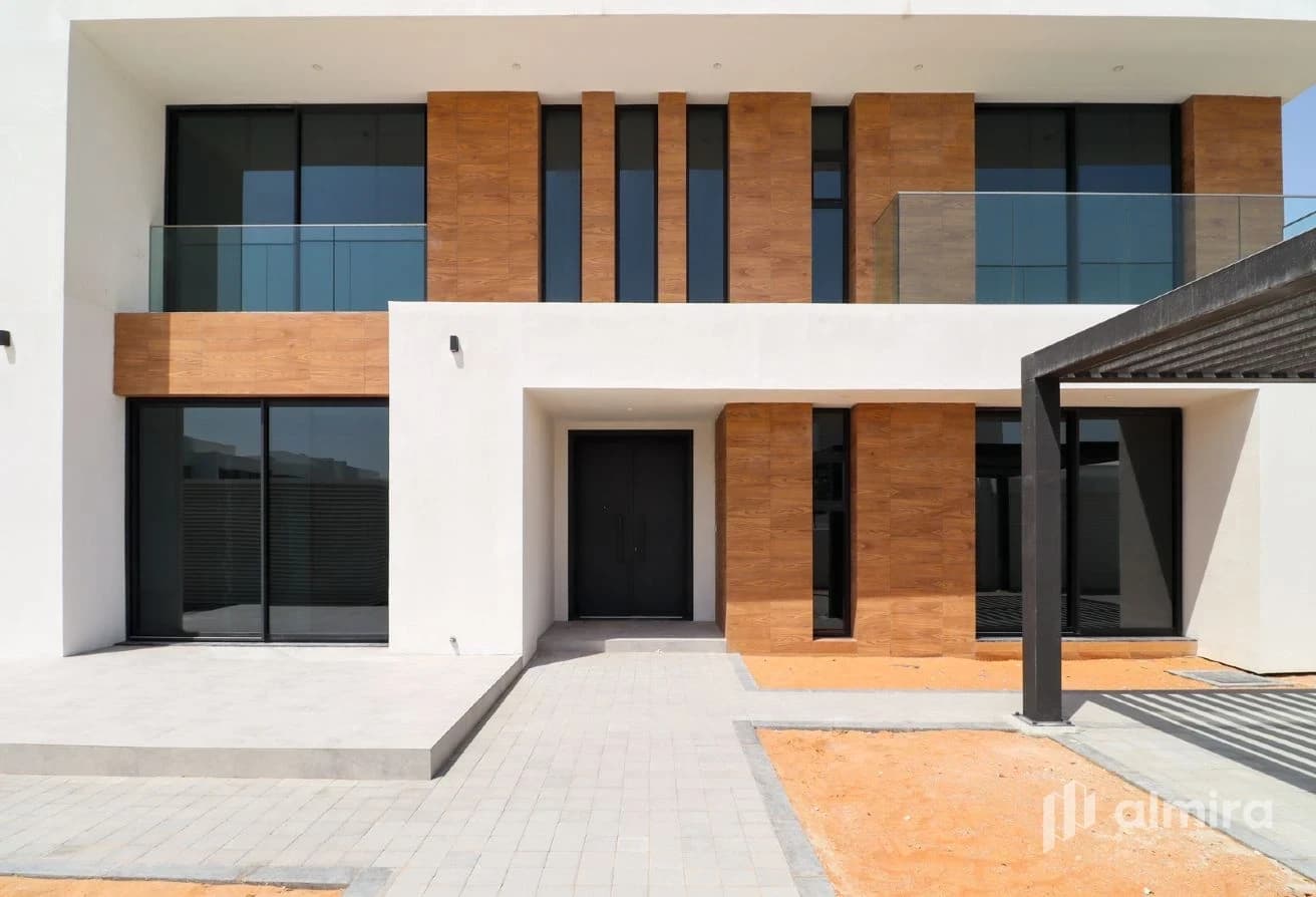 Single Row Corner | Brand New | Type C | Vacant