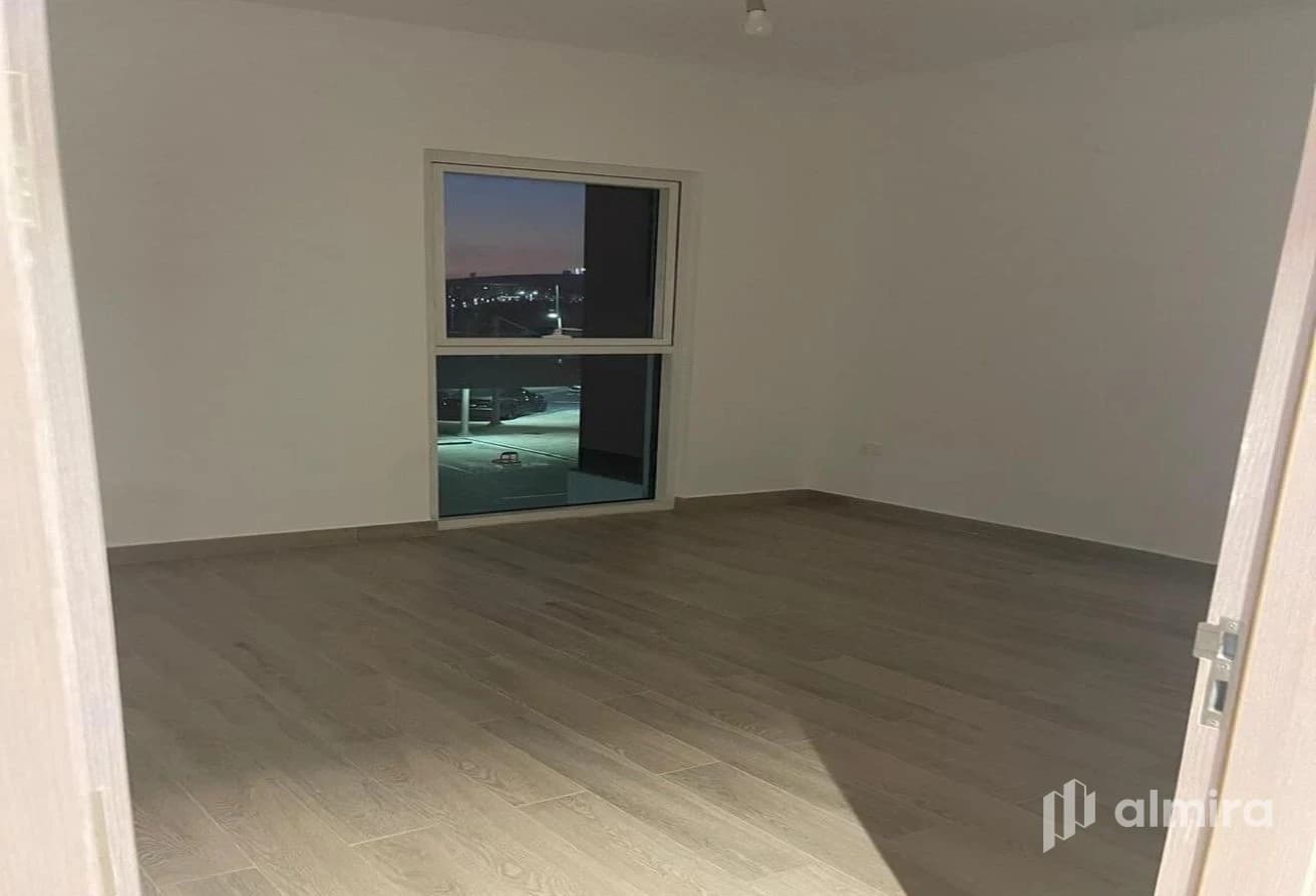 Ready To Move In | 1 Payment | Ferrari View