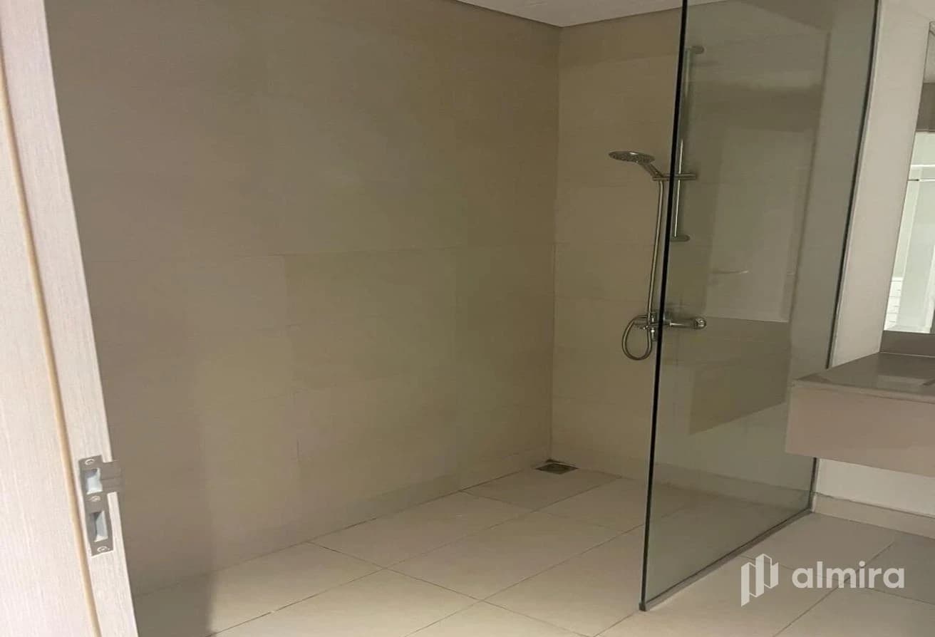 Ready To Move In | 1 Payment | Ferrari View