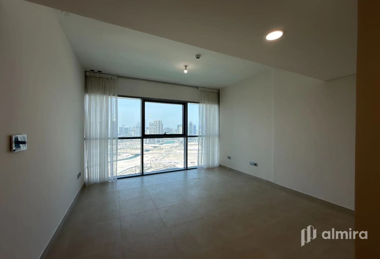 Full Canal View | High Floor | Vacant | Balcony