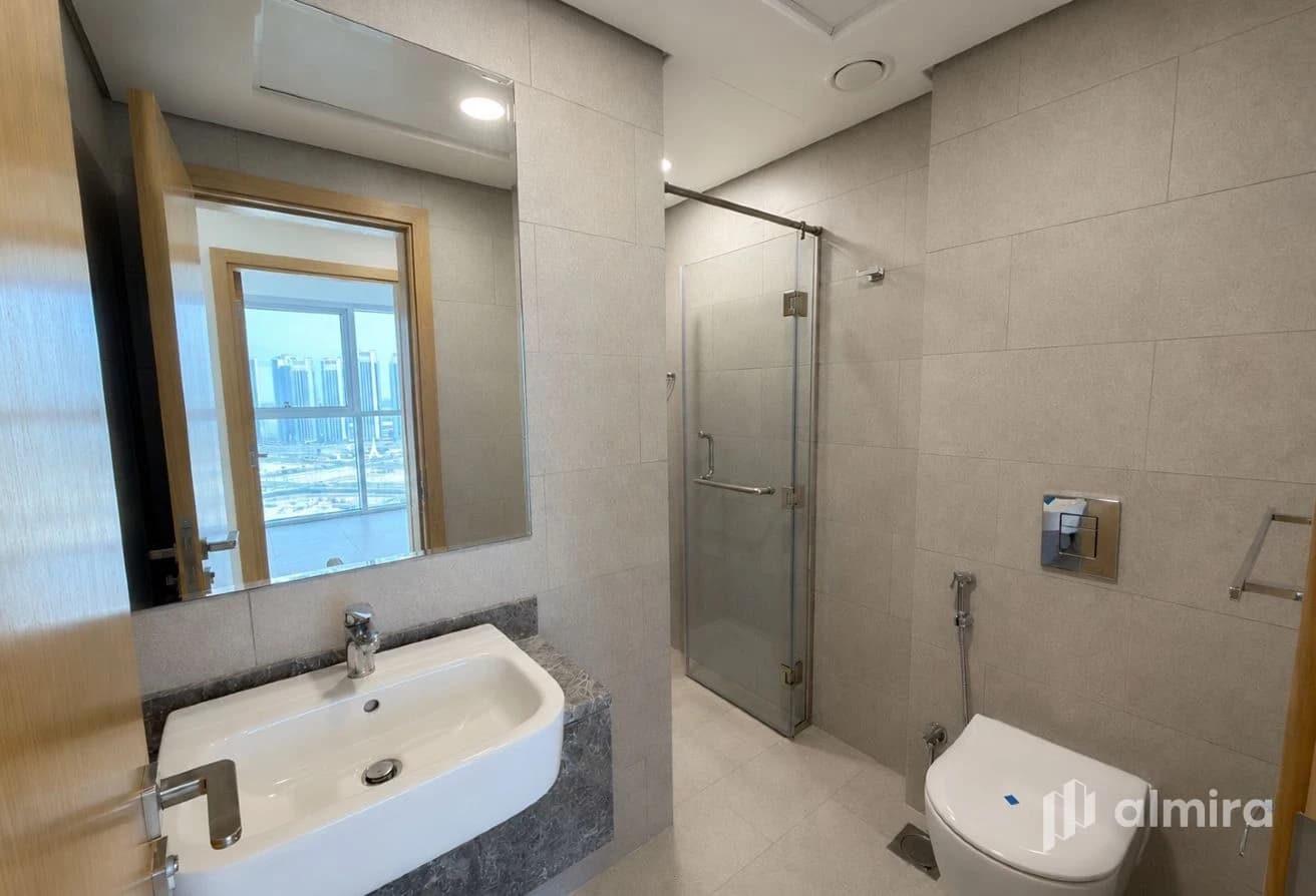 Full Canal View | High Floor | Vacant | Balcony