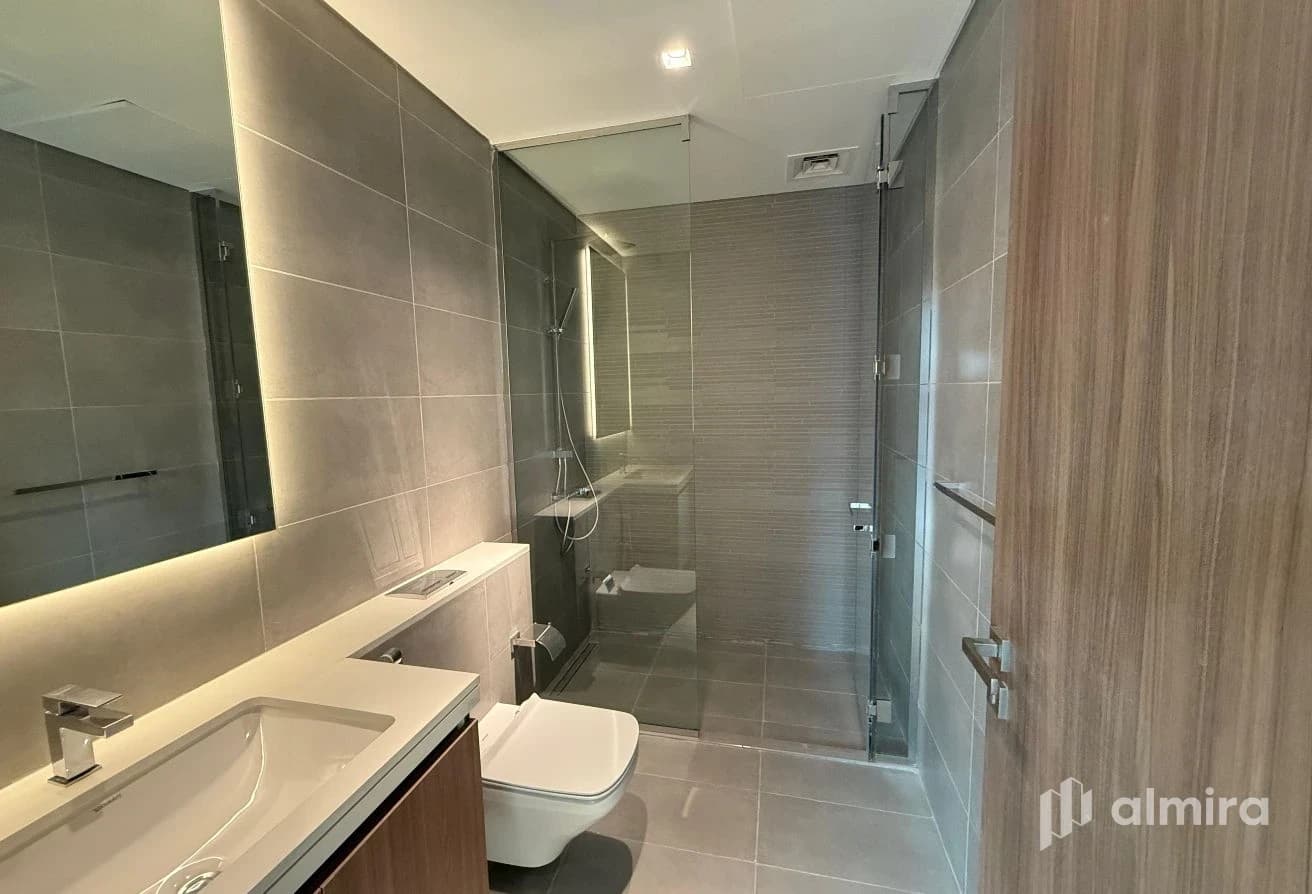 Brand New | Single Row | Vacant | Prime Location
