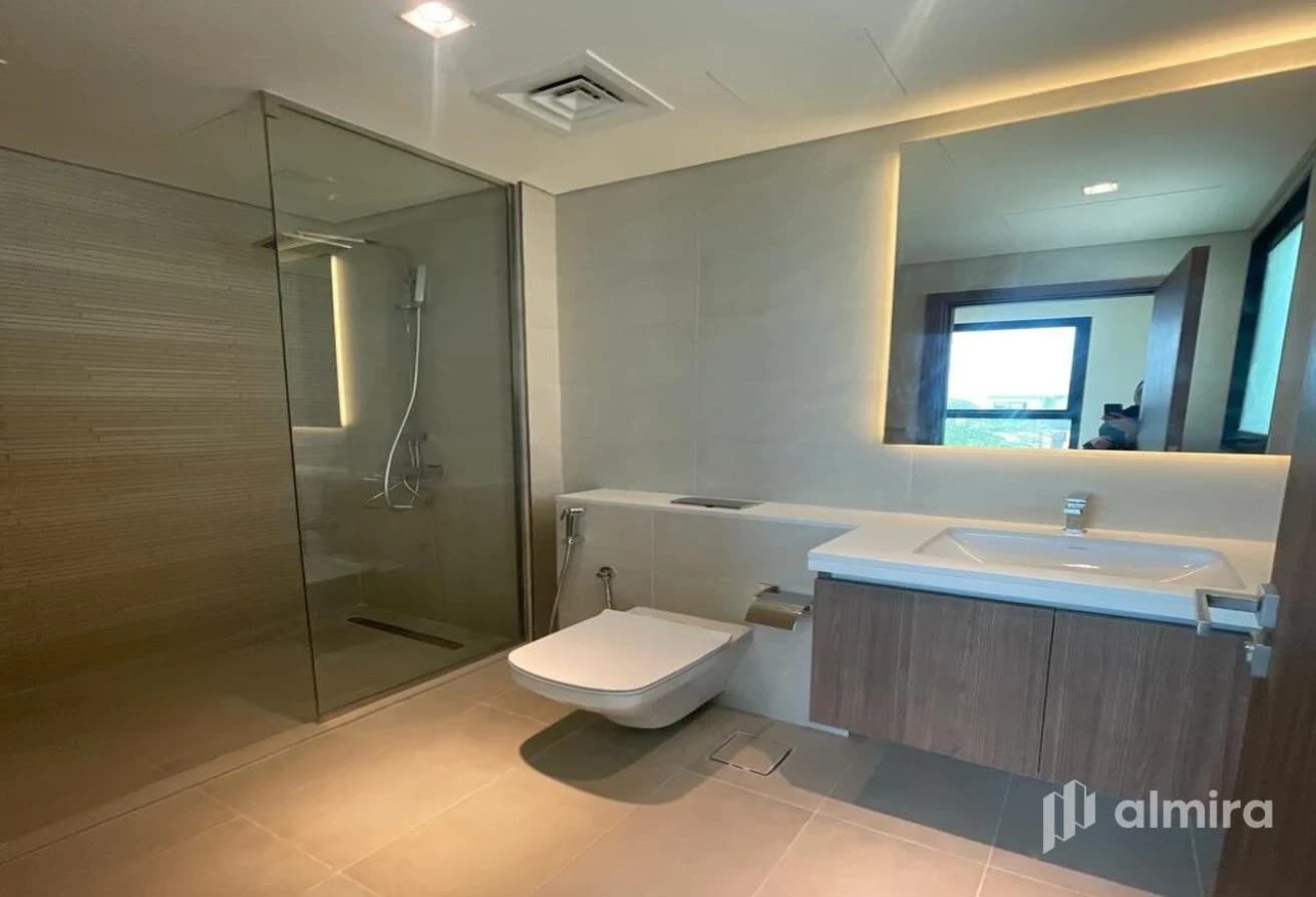 Brand New | Single Row | Vacant | Prime Location