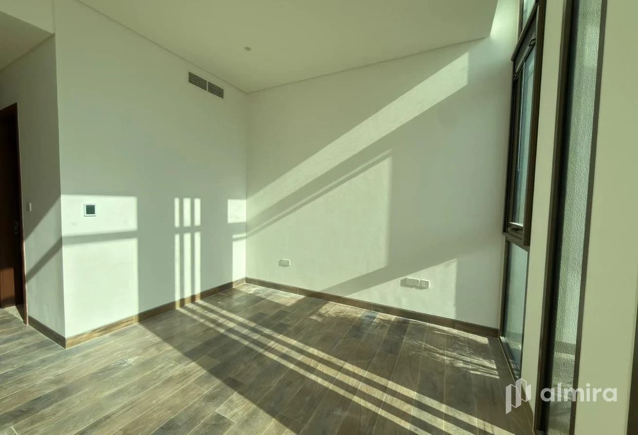 Move In Ready | Single Row Corner | Brand New