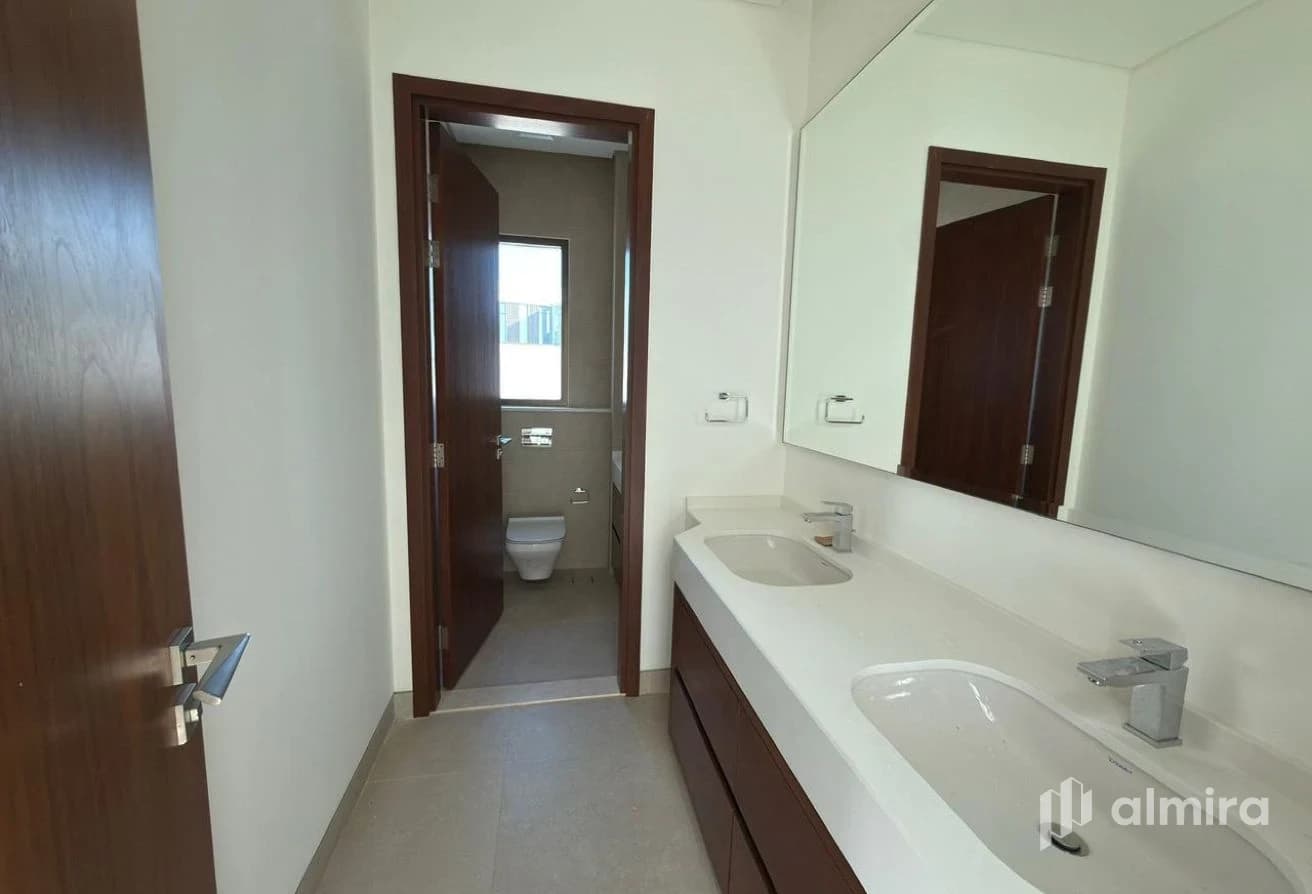 Move In Ready | Single Row Corner | Brand New