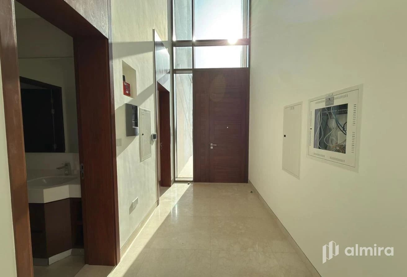 Move In Ready | Single Row Corner | Brand New
