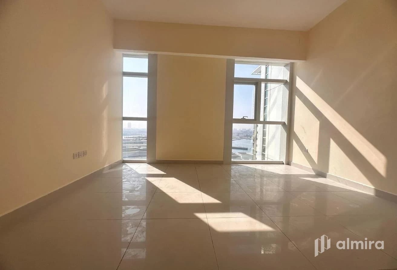 Sea View | Corner Unit | High Floor | Vacant