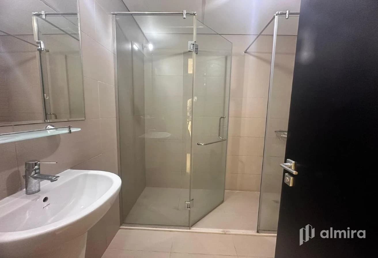 Sea View | Corner Unit | High Floor | Vacant