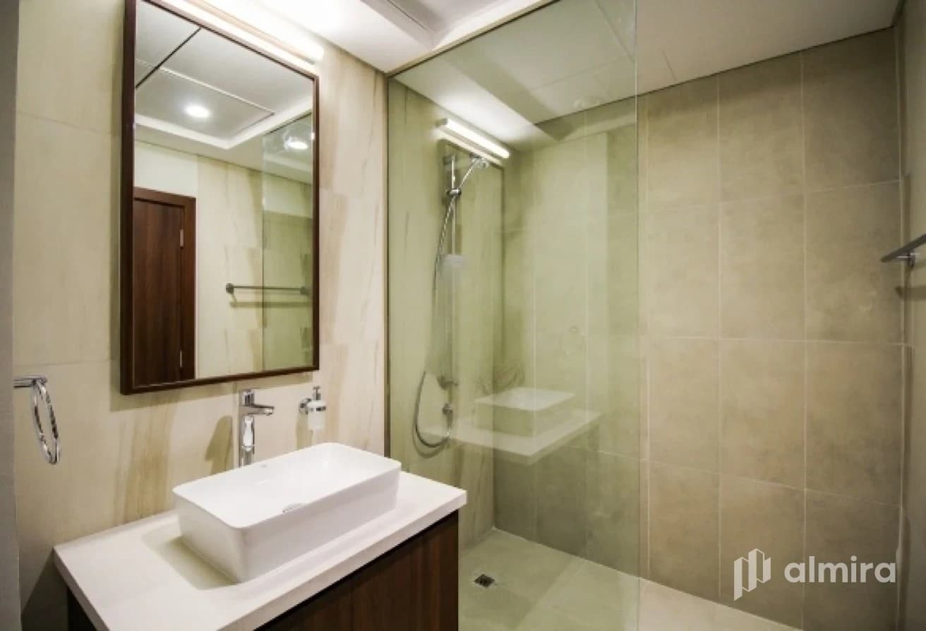 High Floor | Vacant | Prime Location