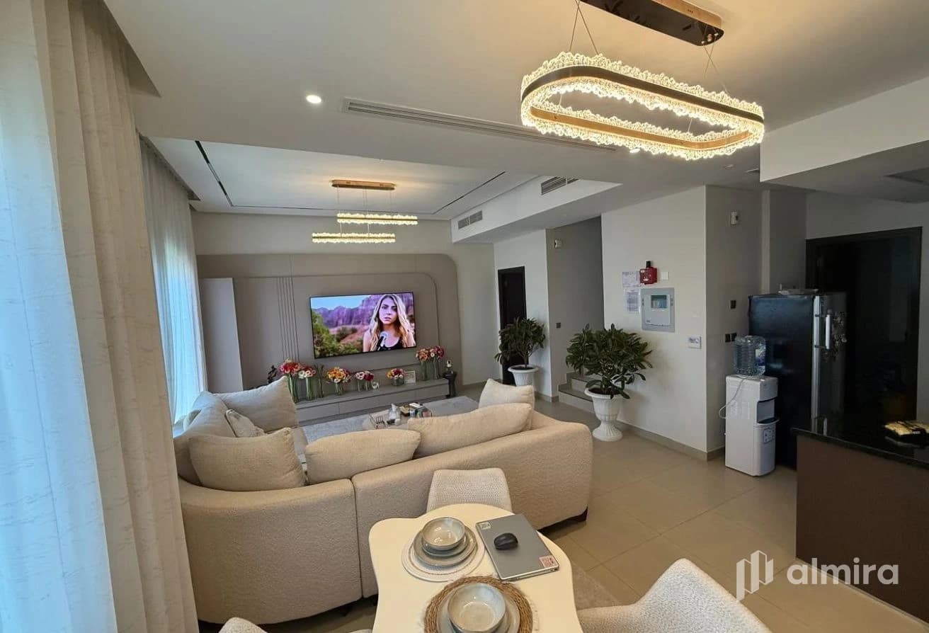 Single Row Corner | Huge Plot | Fully Furnished