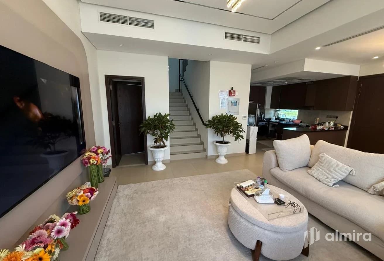 Single Row Corner | Huge Plot | Fully Furnished