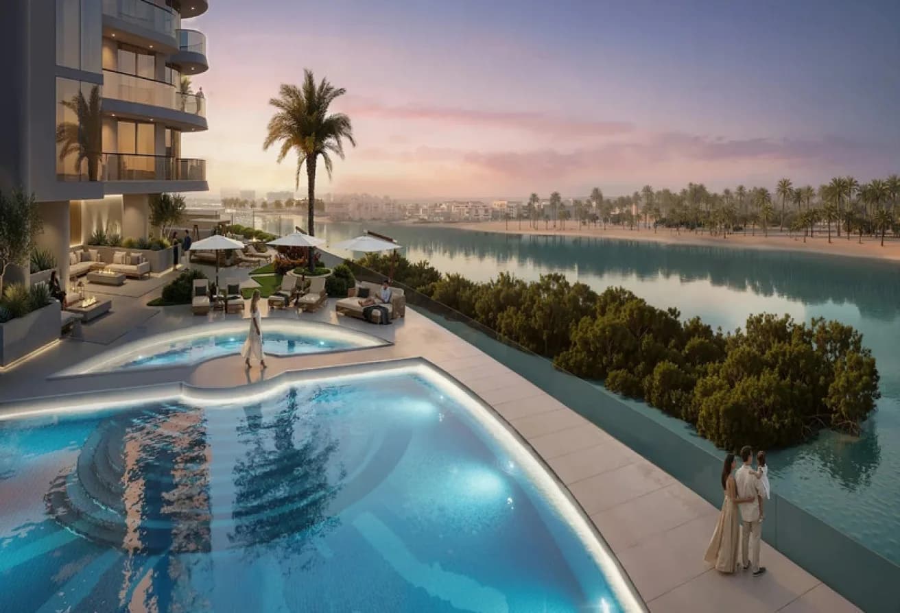 Good Deal | High Floor | Waterfront Living