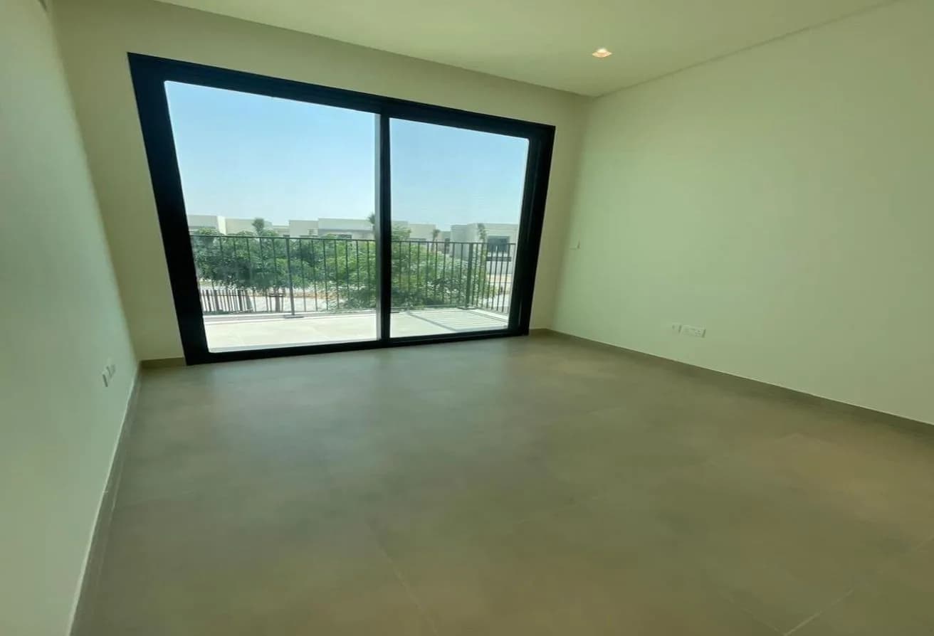 Corner | 3BR+Maid | Closed Kitchen | HO 2028