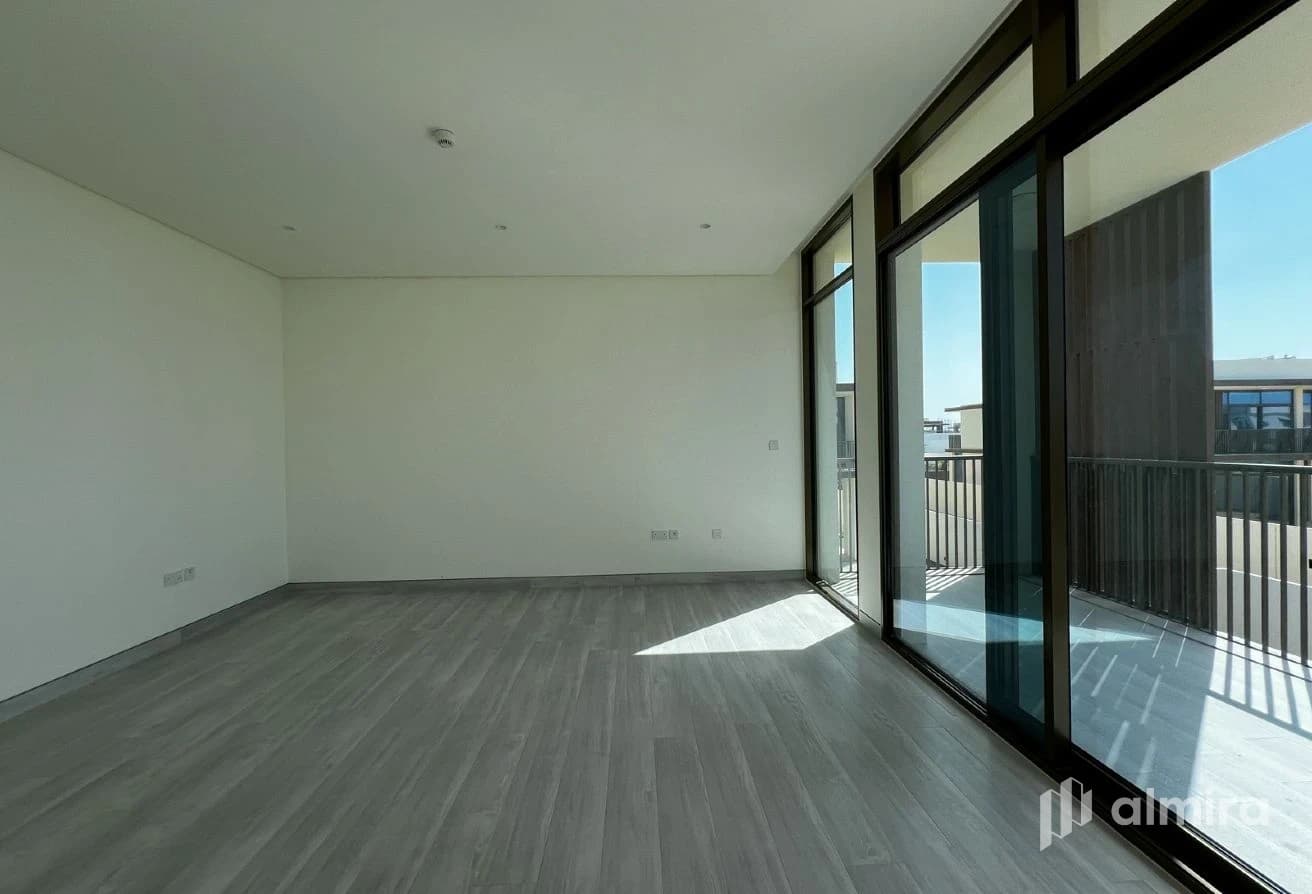 Type V4 Executive | Premium Amenities | Prime Home