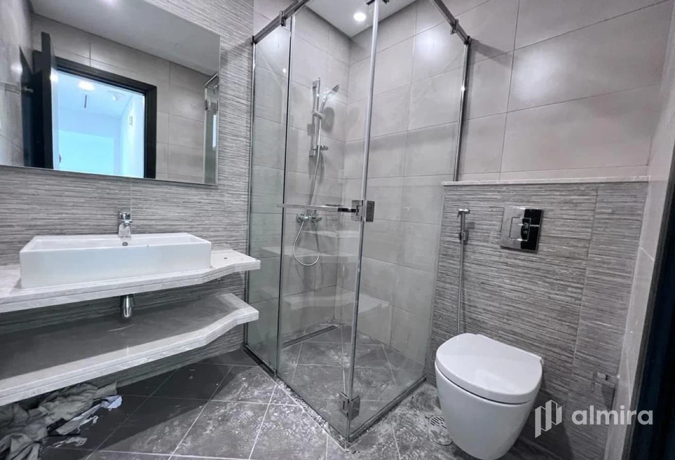 High Floor | 1BR with Balcony | Good Condition