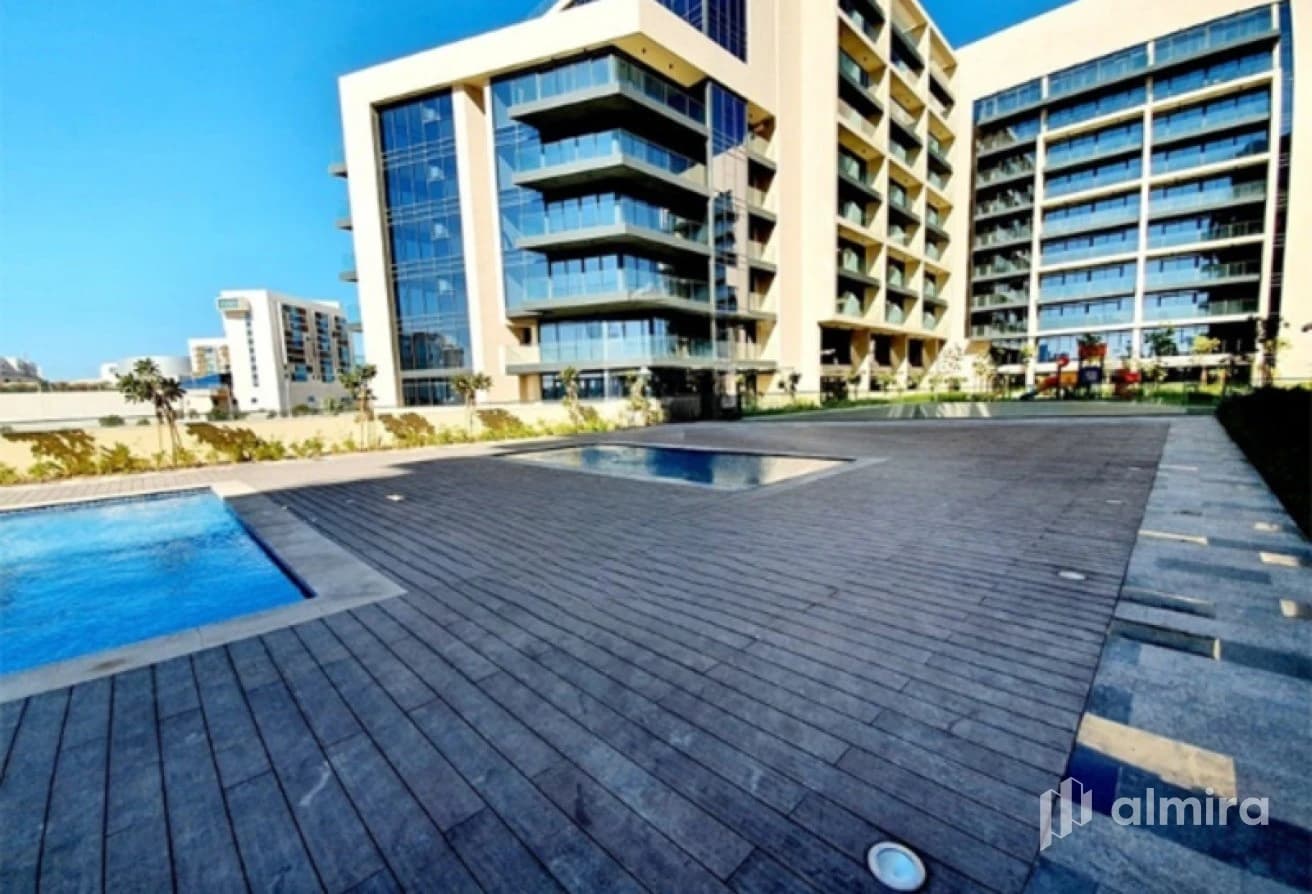 Highly Maintained | Spacious Studio | Vacant Soon